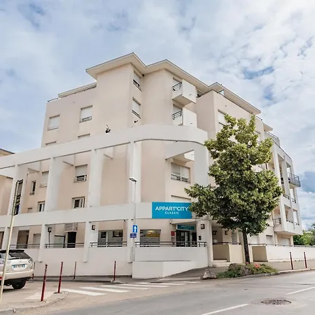 Appart'city Classic Les Bains 3*