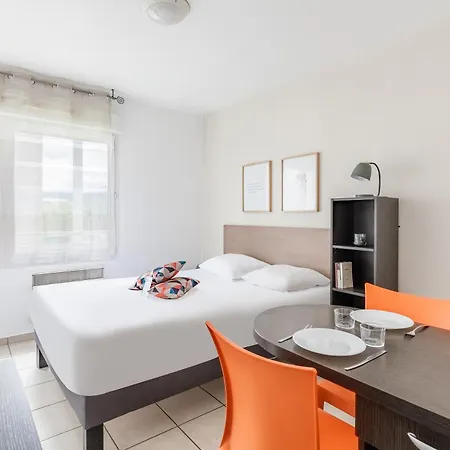 Aparthotel Appart'city Classic Les Bains