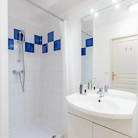 Appart'city Classic Les Bains Aparthotel 3*