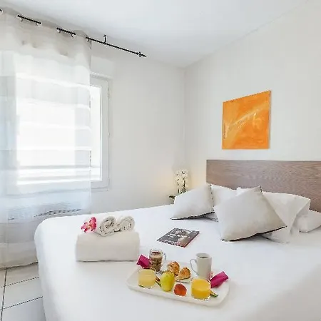 Appart'city Classic Les Bains 3*