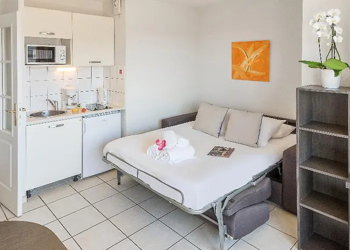 Aparthotel Appart'city Classic Les Bains