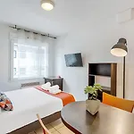 Appart'city Classic Les Bains 3*