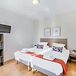 Appart'city Classic Les Bains 3* تونو لي با