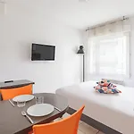 شقة فندقية Appart'city Classic Les Bains تونو لي با