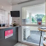 Appart'city Classic Les Bains شقة فندقية تونو لي با
