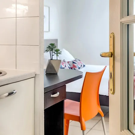 Appart'city Classic Les Bains Hotel apartamentowy