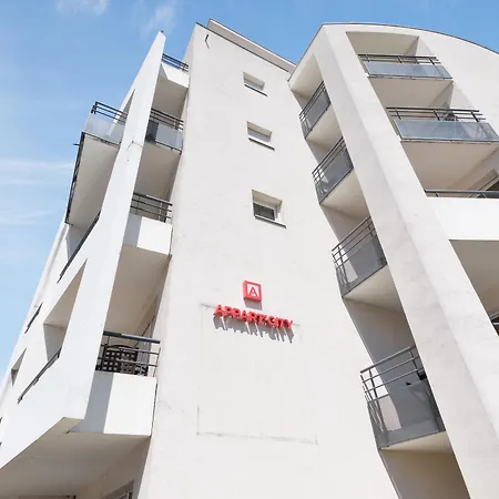 Appart'city Classic Les Bains شقة فندقية 3*
