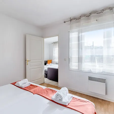 Appart'city Classic Les Bains 3* تونو لي با