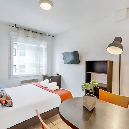 Appart'city Classic Les Bains 3*