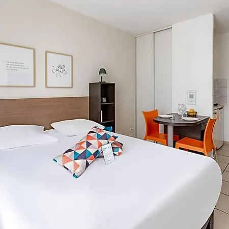 Aparthotel Appart'city Classic Les Bains