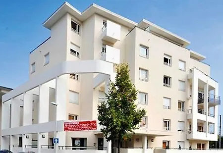 Hotel apartamentowy Appart'city Classic Les Bains 3*