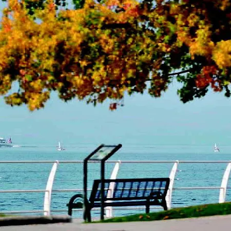 Appart'city Classic Les Bains شقة فندقية 3*